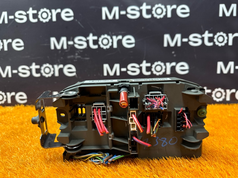 блок предохранителей, 2000 рублей, Красноярск