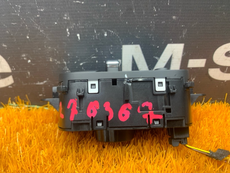 Переключатель света фар, 2000 рублей, Красноярск