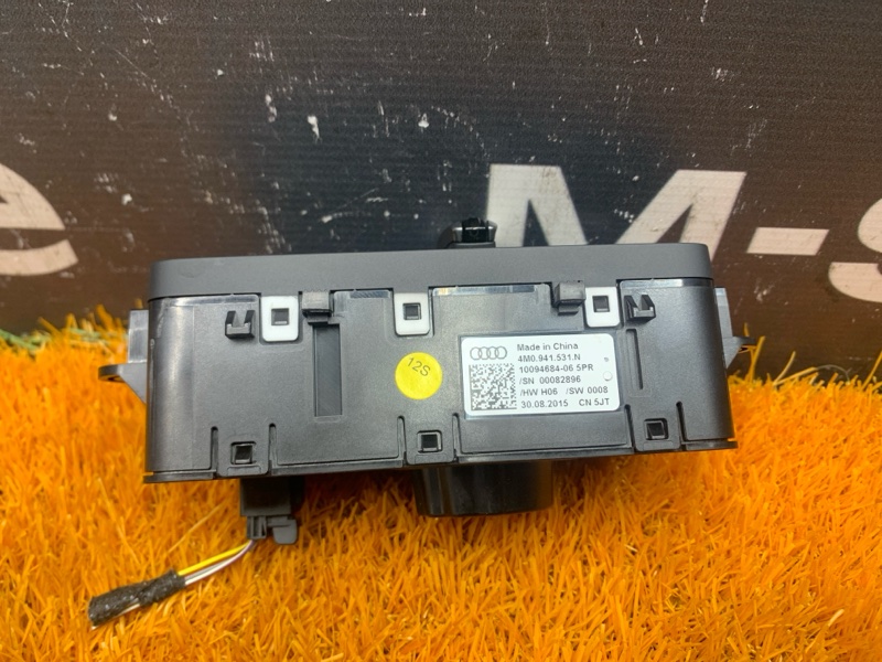 Переключатель света фар, 2000 рублей, Красноярск