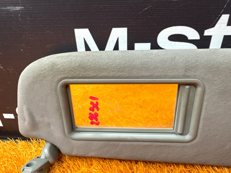 Козырек солнцезащитный, 1000 рублей, Красноярск