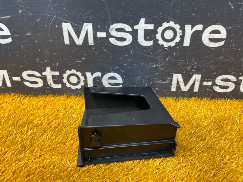 Бардачок в центральную консоль, 500 рублей, Красноярск