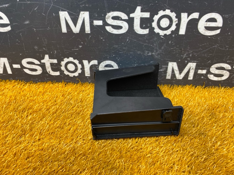 Бардачок в центральную консоль, 500 рублей, Красноярск