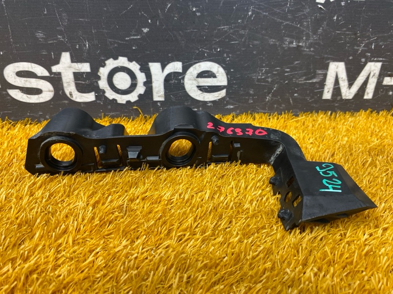 крепление бампера, 1500 рублей, Красноярск