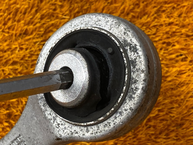 Рычаг подвески верхний, 1000 рублей, Красноярск