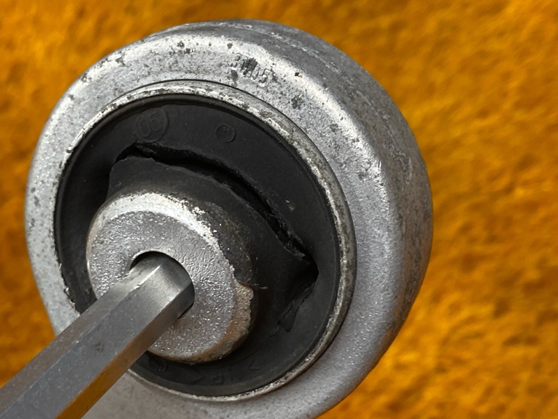 Рычаг подвески верхний, 1000 рублей, Красноярск