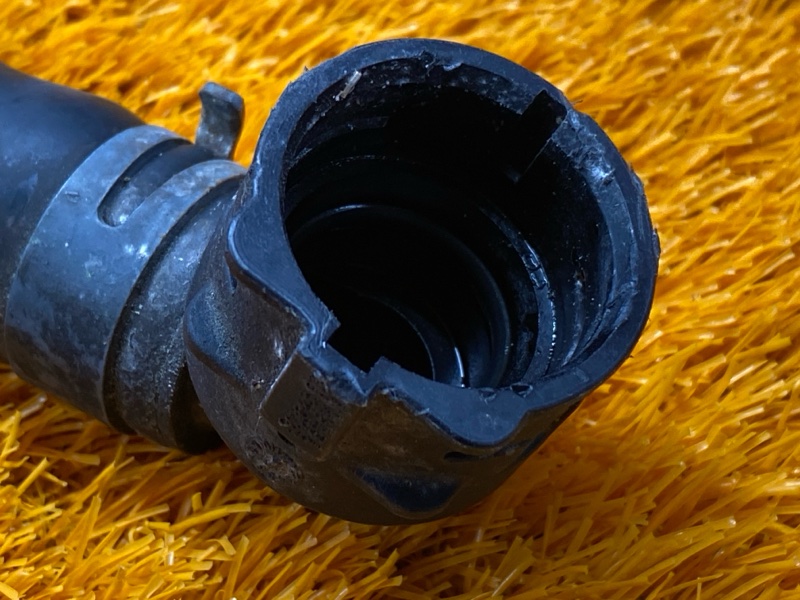 Патрубок системы охлаждения, 1400 рублей, Красноярск