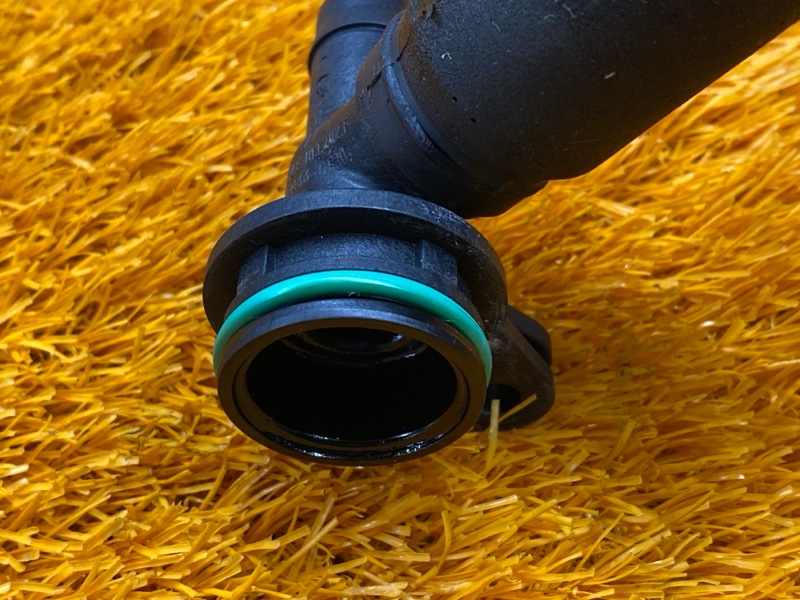 Патрубок картерных газов, 1000 рублей, Красноярск