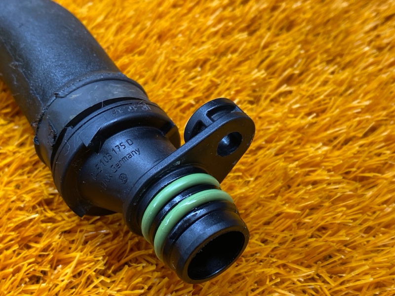 Патрубок картерных газов, 1000 рублей, Красноярск