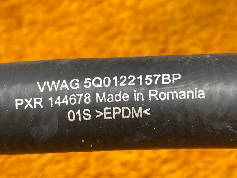 Патрубок системы охлаждения, 1000 рублей, Красноярск