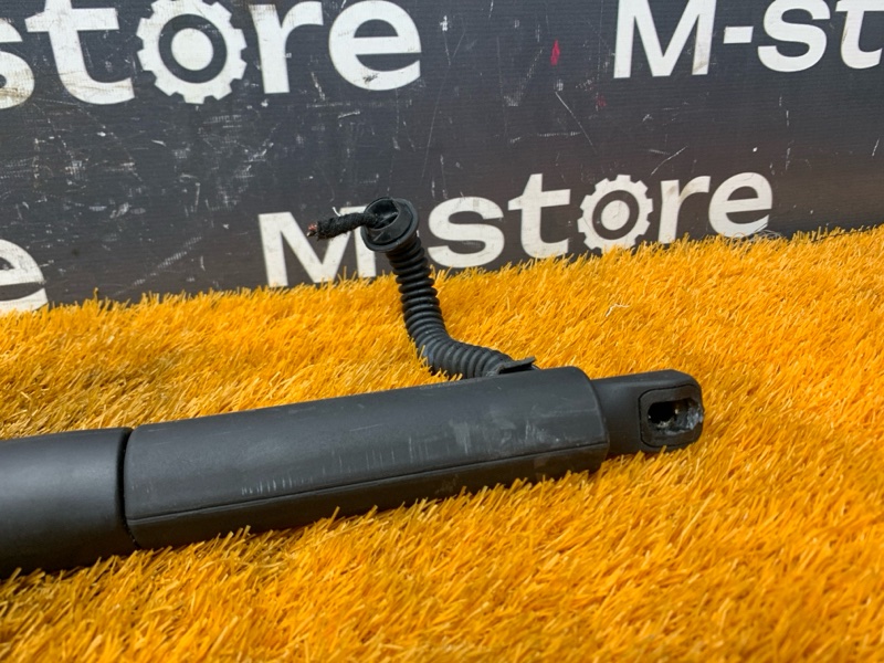 амортизатор багажника, 9000 рублей, Красноярск