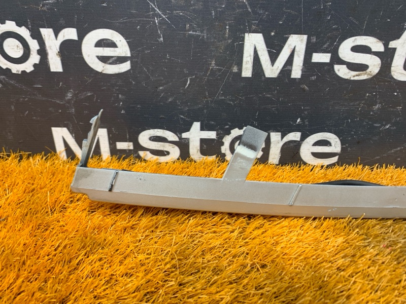 планка под фару, 1300 рублей, Красноярск