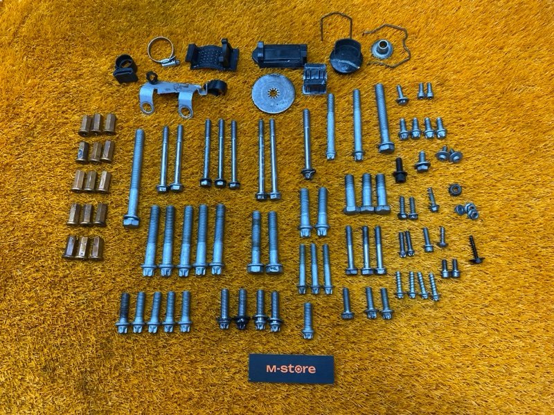 Болты и гайки ДВС, 1200 рублей, Красноярск