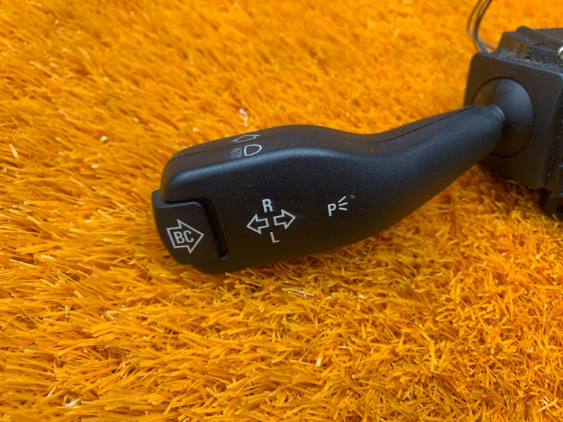 переключатель поворотов, 1000 рублей, Красноярск