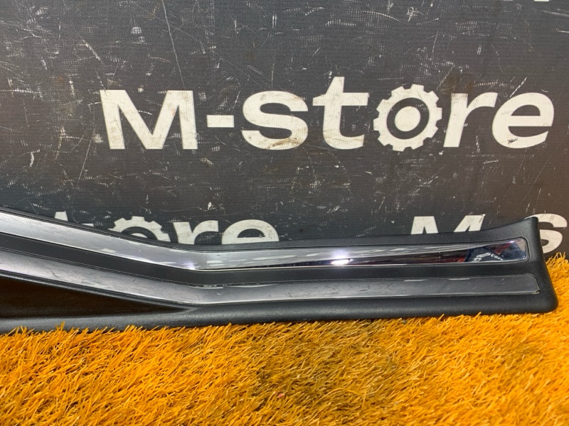 Накладка на порог салона, 350 рублей, Красноярск