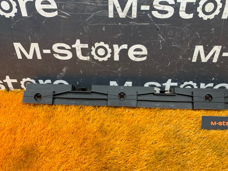 кронштейн порога, 400 рублей, Красноярск