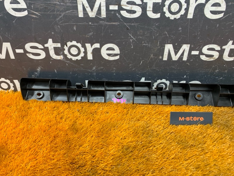 кронштейн порога, 400 рублей, Красноярск