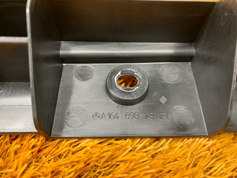 кронштейн порога, 400 рублей, Красноярск