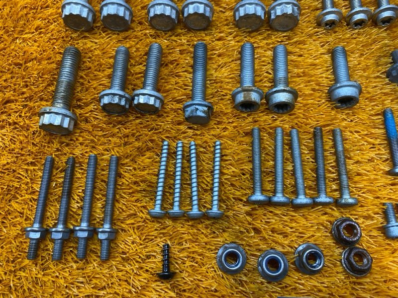 Болты и гайки ДВС, 1500 рублей, Красноярск