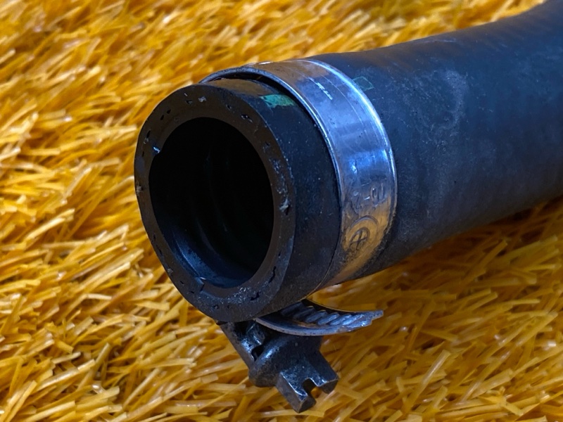 Патрубок системы охлаждения, 400 рублей, Красноярск