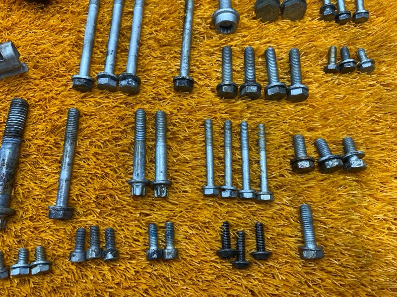 Болты и гайки ДВС, 700 рублей, Красноярск