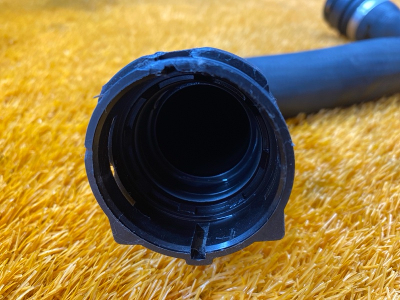 Патрубок радиатора нижний, 2500 рублей, Красноярск