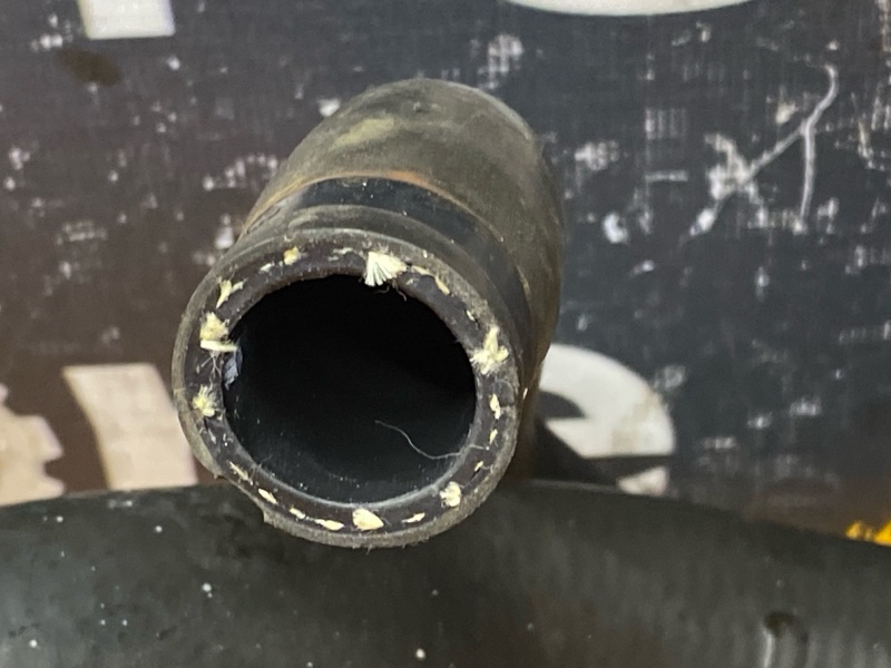 Патрубок системы охлаждения, 4000 рублей, Красноярск