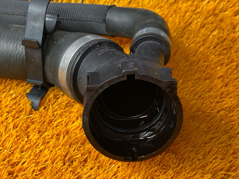 Патрубок системы охлаждения, 4000 рублей, Красноярск