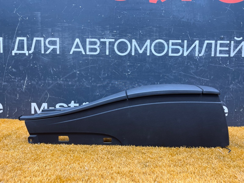 подлокотник, 1000 рублей, Красноярск