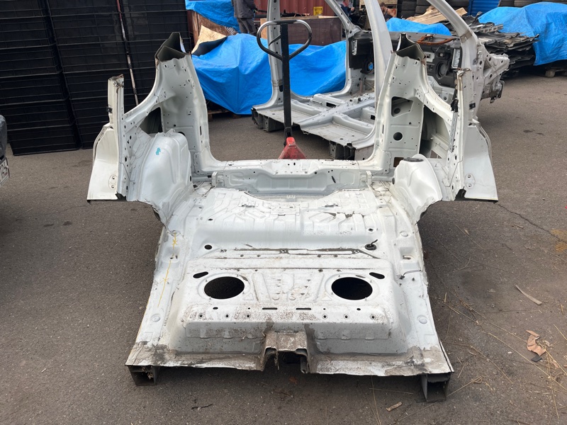 Задняя часть кузова, 12640 рублей, Красноярск