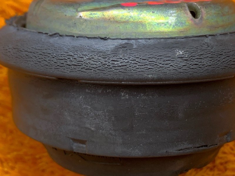 подушка двигателя, 1000 рублей, Красноярск