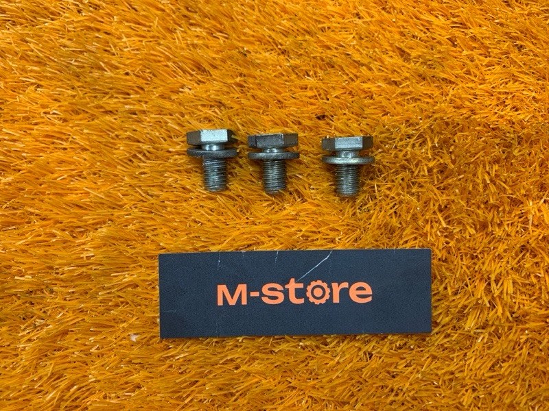 болт гидротрансформатора, 300 рублей, Красноярск