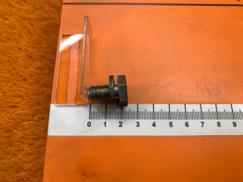 болт гидротрансформатора, 300 рублей, Красноярск