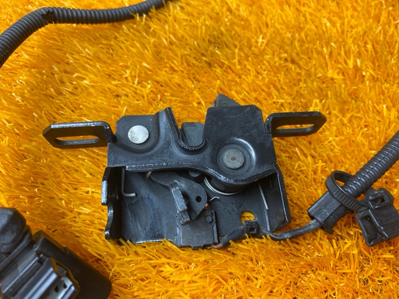 замок капота, 1000 рублей, Красноярск