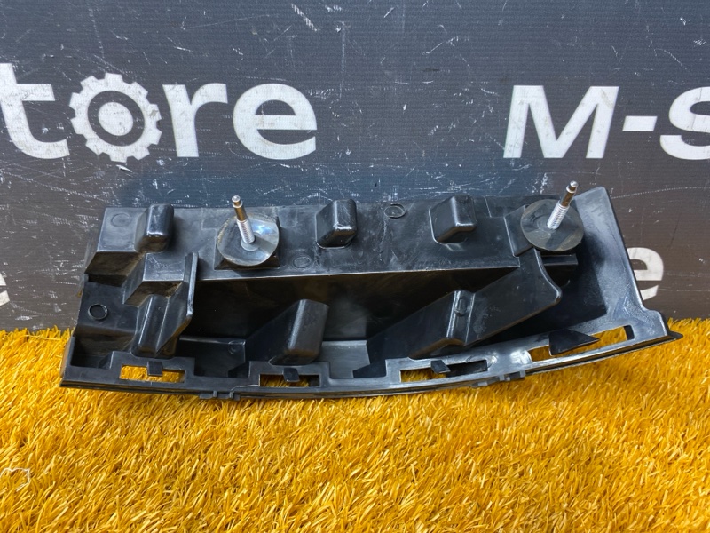 крепление бампера, 1000 рублей, Красноярск