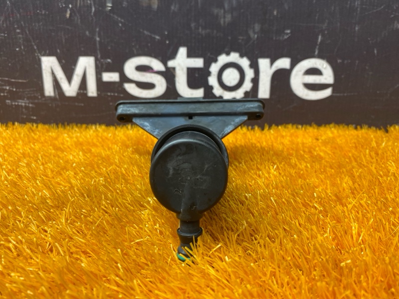 Форсунка омывателя фары, 1000 рублей, Красноярск