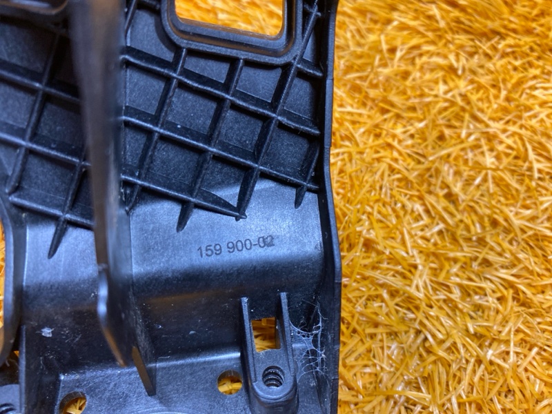 Кронштейн форсунки омывателя фары, 1000 рублей, Красноярск