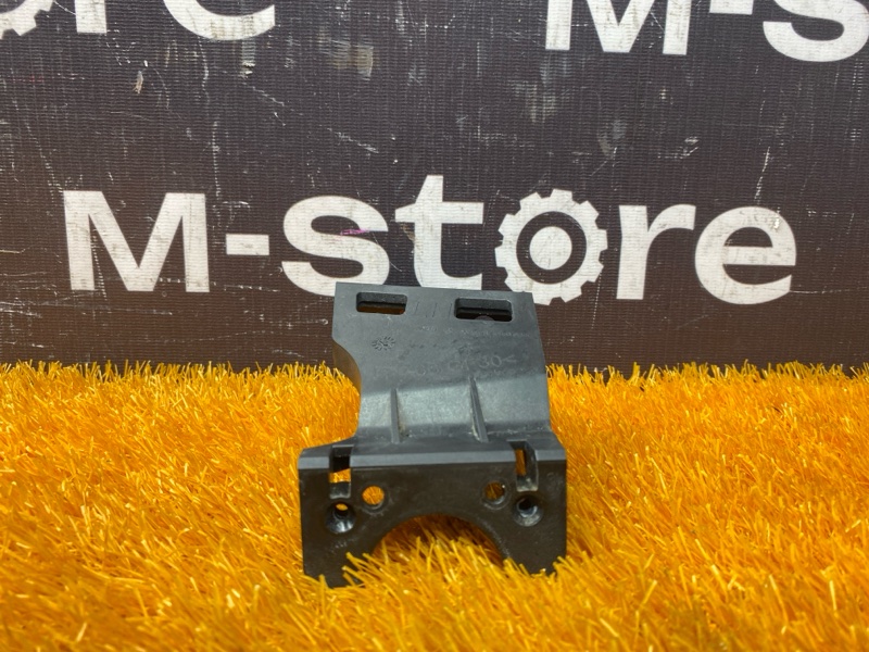 Кронштейн форсунки омывателя фары, 1000 рублей, Красноярск