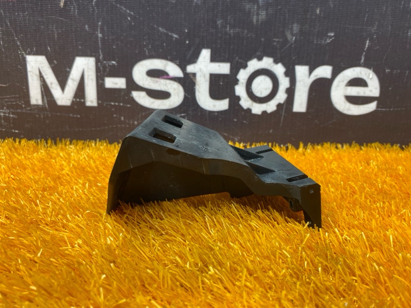 Кронштейн форсунки омывателя фары, 1000 рублей, Красноярск