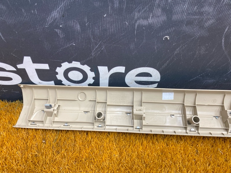 Накладка на порог салона, 1700 рублей, Красноярск