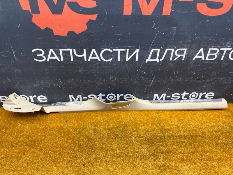 Накладка на порог салона, 1500 рублей, Красноярск