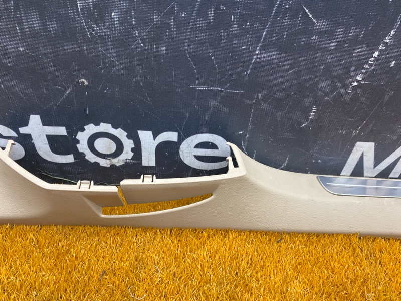 Накладка на порог салона, 1500 рублей, Красноярск