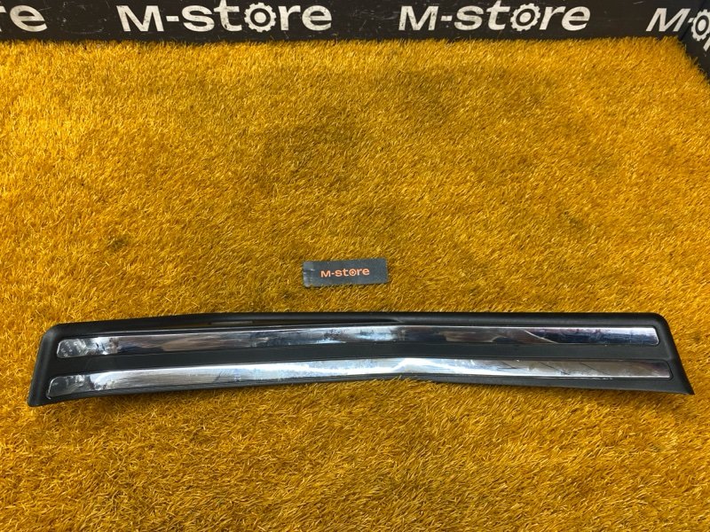 Накладка на порог салона, 500 рублей, Красноярск