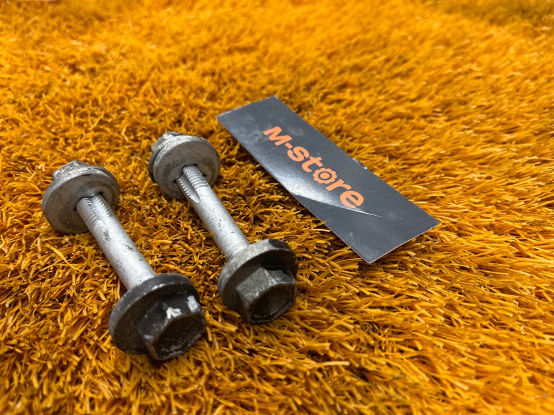 Болт развальный, 1000 рублей, Красноярск