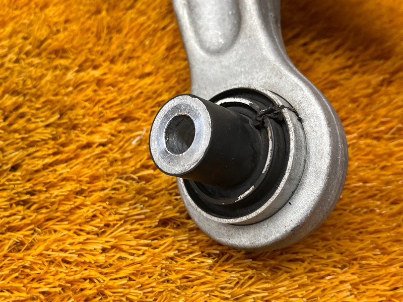 Рычаг подвески верхний, 2000 рублей, Красноярск