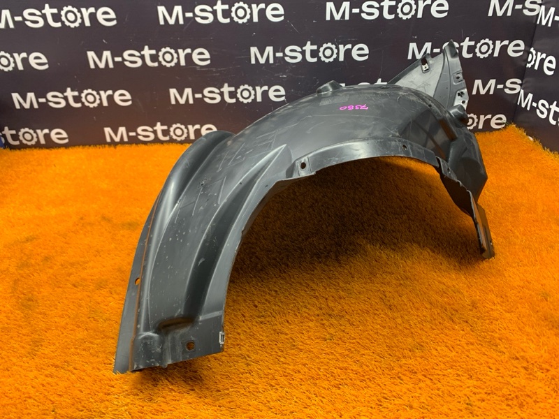 подкрылок, 9000 рублей, Красноярск