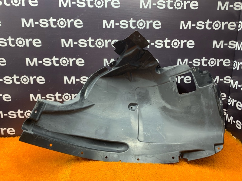 подкрылок, 9000 рублей, Красноярск