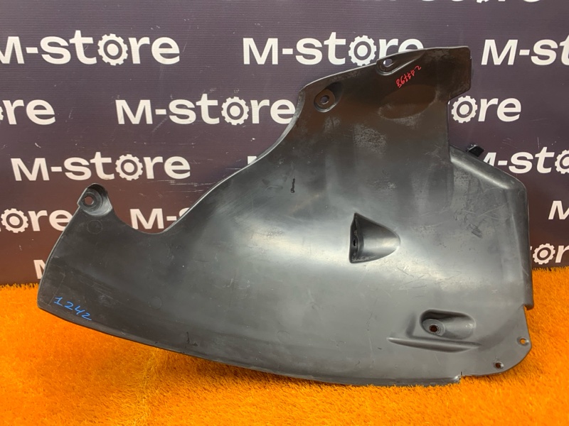 подкрылок, 600 рублей, Красноярск