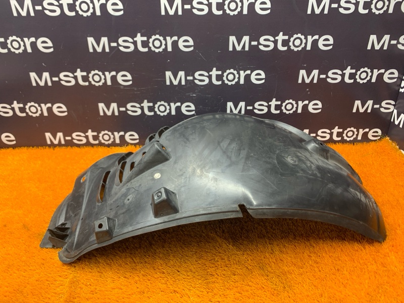 подкрылок, 3000 рублей, Красноярск