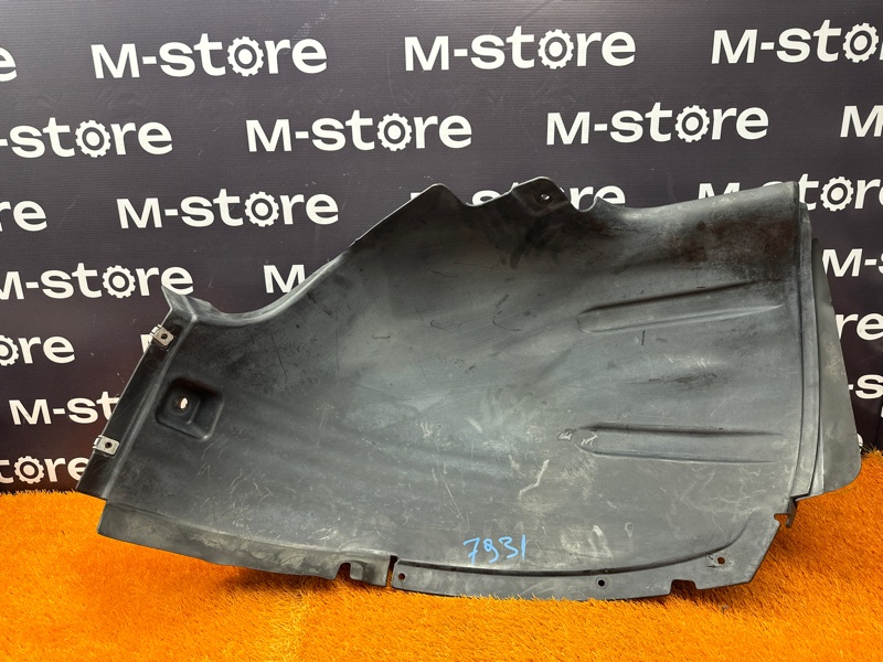 подкрылок, 4700 рублей, Красноярск