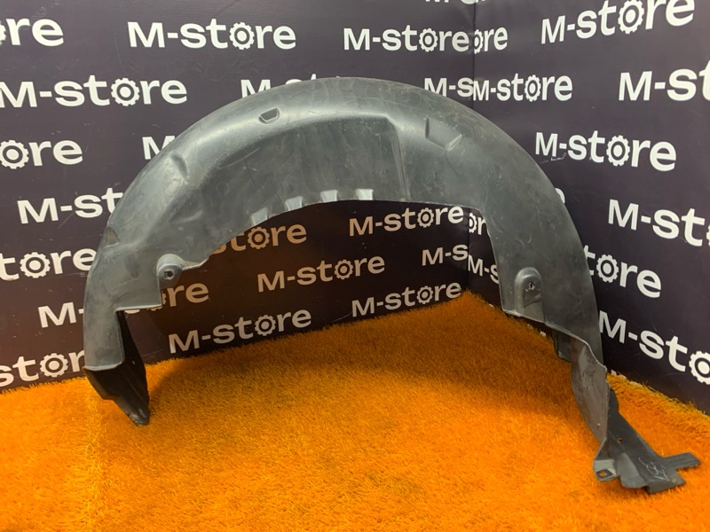 подкрылок, 500 рублей, Красноярск